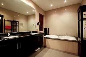 Phuket Lagoon Pool Villa