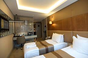 GK Regency Suites