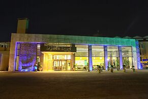 Queen's Park Le Jardin - All Inclusive