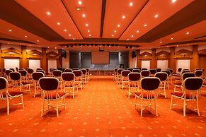 Queen's Park Le Jardin - All Inclusive