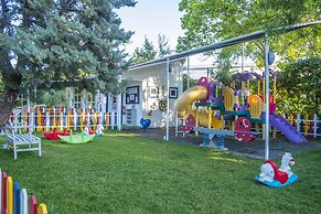 Queen's Park Le Jardin - All Inclusive