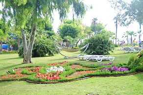 Queen's Park Le Jardin - All Inclusive