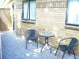 Albert Court Motor Lodge