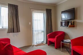 Albert Court Motor Lodge