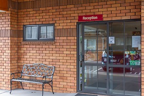 Albert Court Motor Lodge