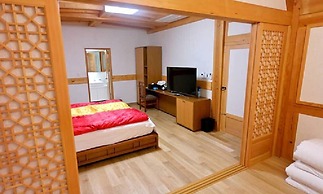Gyeongju Hwangnamkwan Hanok Hotel