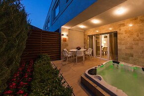 Sun City Arcadia Apartments