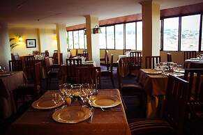 Hotel Presidente by NASS