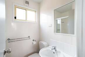 Crestview Tourist Park