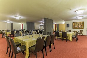 Al Murjan Palace Hotel