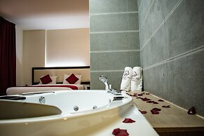 Al Murjan Palace Hotel