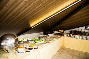 Al Murjan Palace Hotel