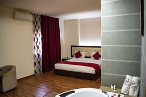 Al Murjan Palace Hotel