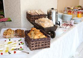 Al Murjan Palace Hotel