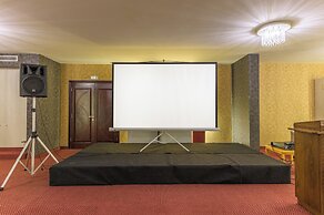 Al Murjan Palace Hotel