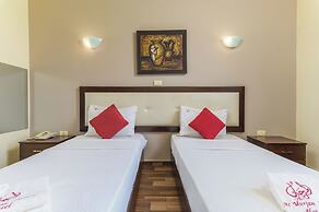 Al Murjan Palace Hotel