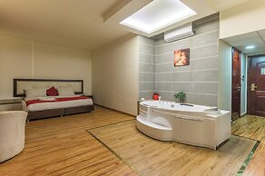Al Murjan Palace Hotel