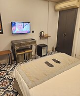 A Plus Residence