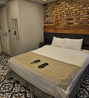 A Plus Residence