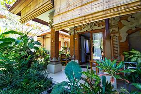 Kuta Puri Bungalows, Villas and Resort