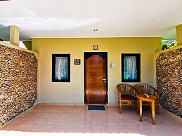 Kuta Puri Bungalows, Villas and Resort