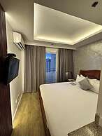 Regency Grand Suites