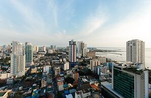 Regency Grand Suites