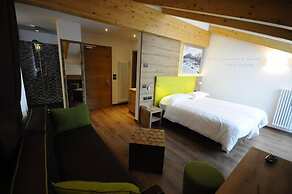 Sassdei My Active Suite Hotel