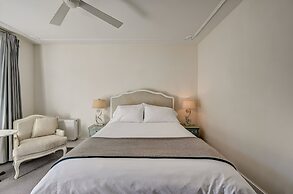 Surf Hotel & Chateau