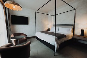 Surf Hotel & Chateau