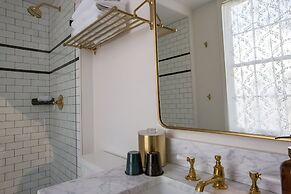 Surf Hotel & Chateau