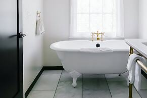 Surf Hotel & Chateau