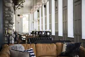 Surf Hotel & Chateau