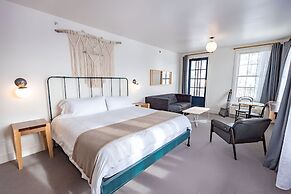 Surf Hotel & Chateau