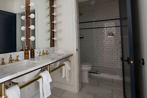 Surf Hotel & Chateau