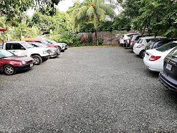 Jaco Lodge Quiet Hotel