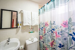 Jaco Lodge Quiet Hotel