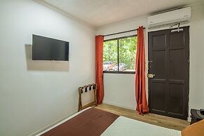 Jaco Lodge Quiet Hotel