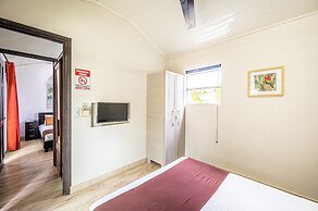 Jaco Lodge Quiet Hotel