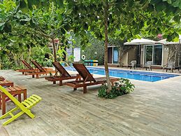 Jaco Lodge Quiet Hotel