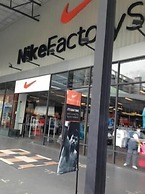 Deluxe at Popular Condo