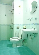 Deluxe at Popular Condo