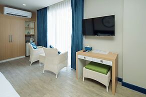 Phuket Boat Quay Hotel Panwa Beach