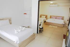 Mona Chiang Mai Boutique