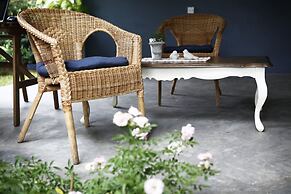 Mona Chiang Mai Boutique