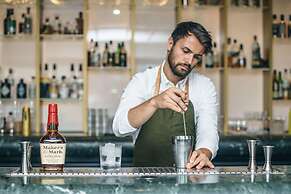 Sea Containers London