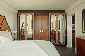 Sea Containers London