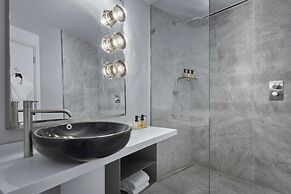 Sea Containers London
