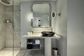Sea Containers London