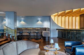 Sea Containers London
